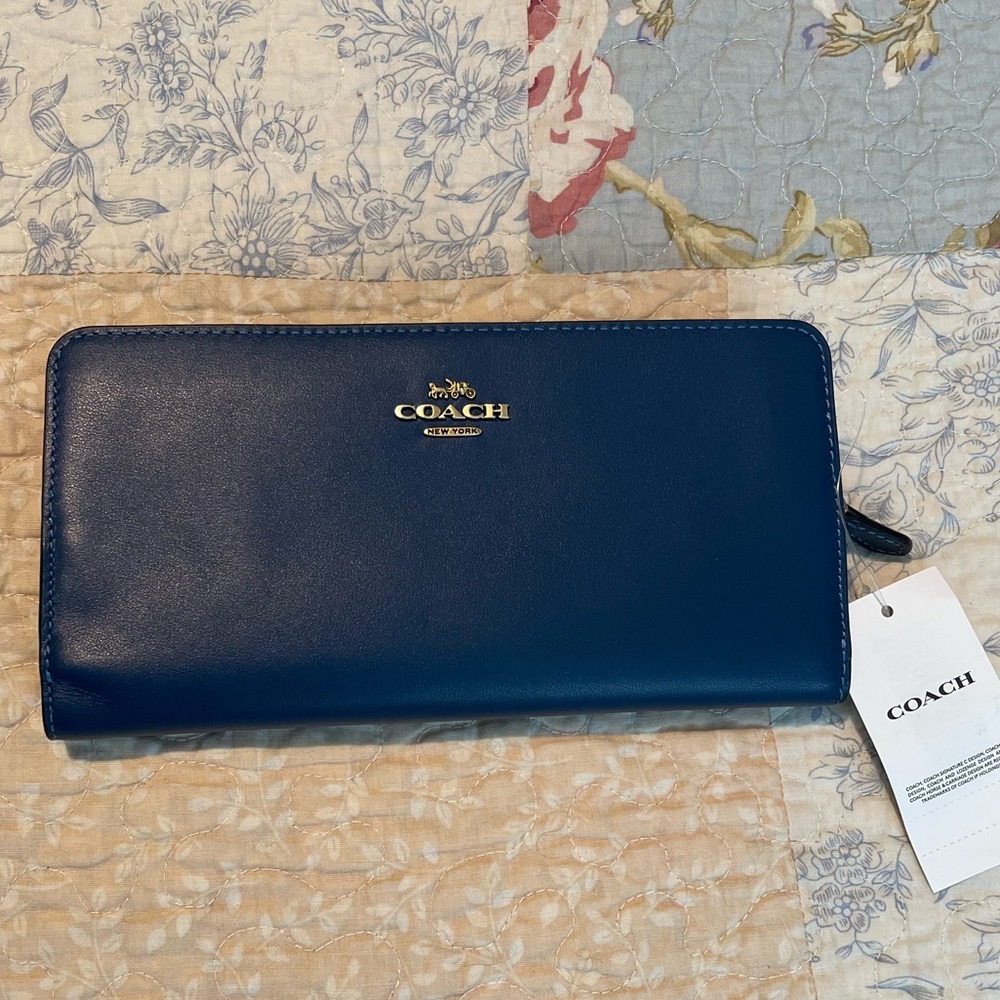 Coach Smooth Leather Skinny Wallet